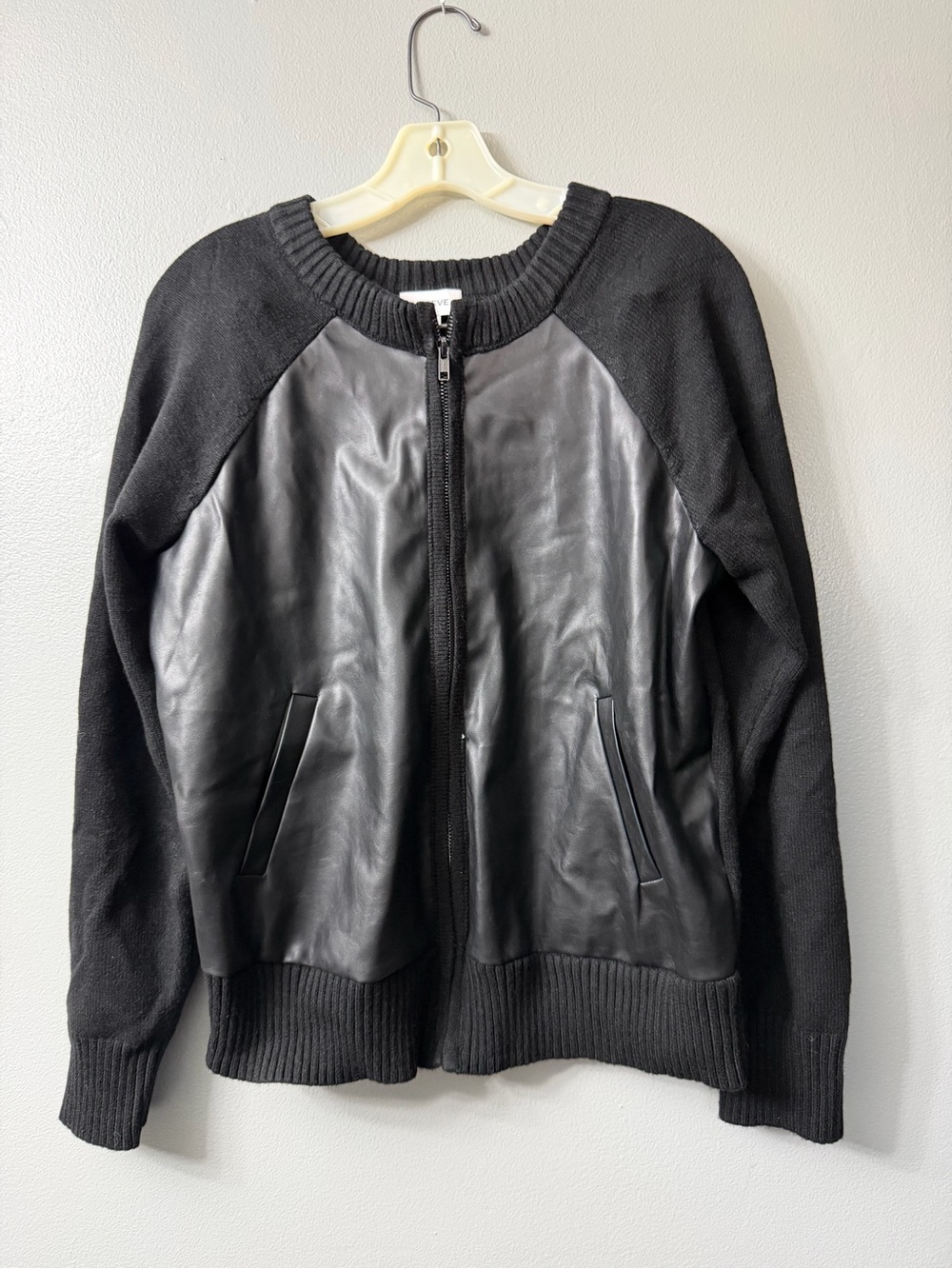 Evereve Mixed Media Faux Leather Knit Bomber Jacket Black Womens Medium Zip Up